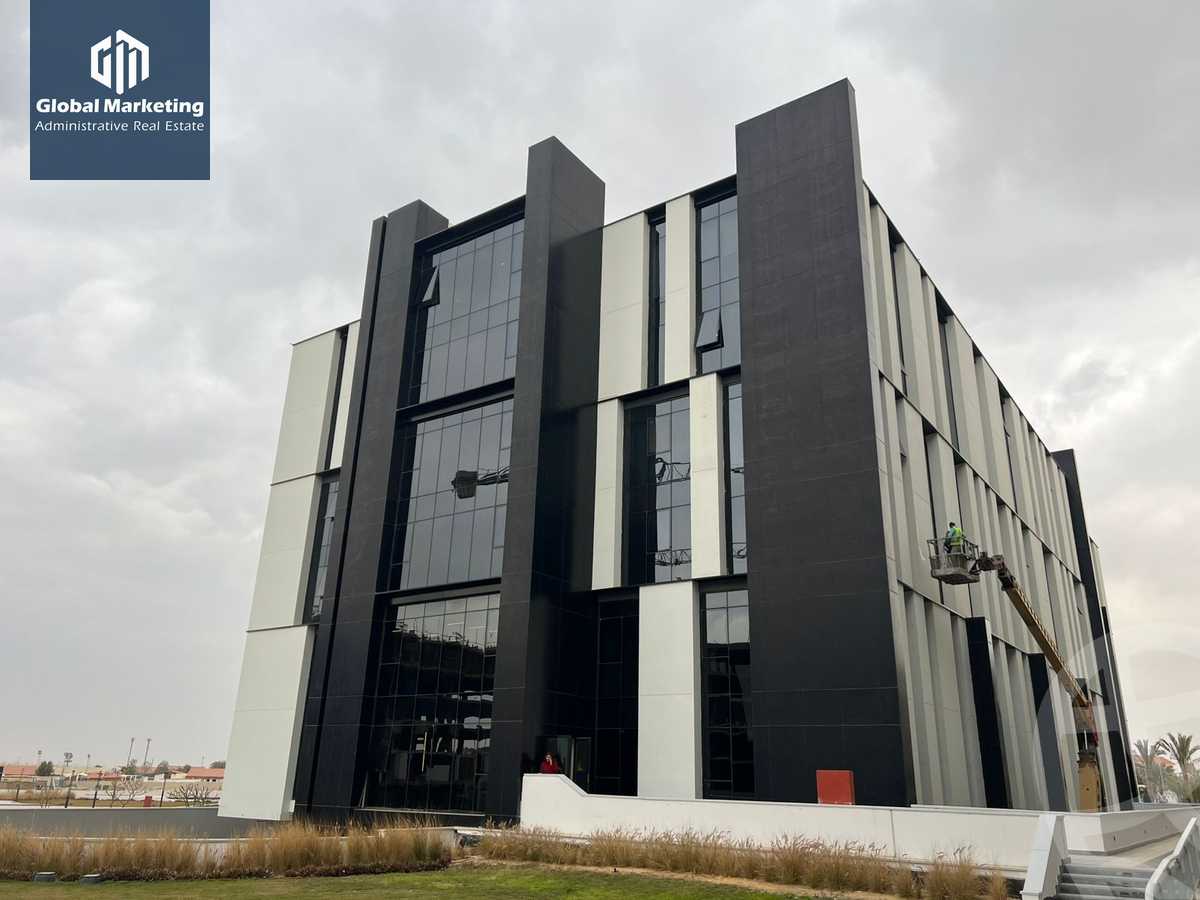 https://aqarmap.com.eg/en/listing/6036775-for-rent-cairo-new-cairo-compounds-hyde-park-business-district