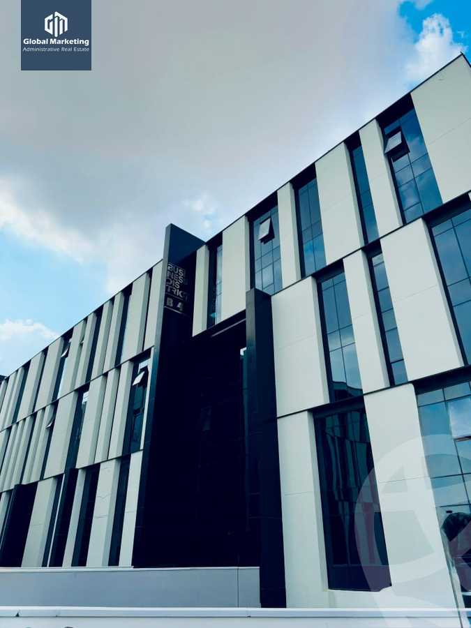 https://aqarmap.com.eg/en/listing/6039575-for-rent-cairo-new-cairo-compounds-hyde-park-business-district