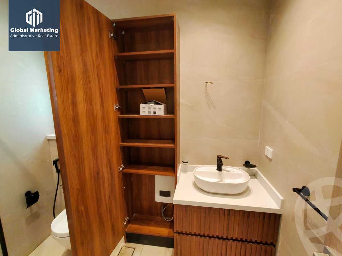 https://aqarmap.com.eg/en/listing/6056053-for-rent-cairo-new-cairo-compounds-lakeview-residence