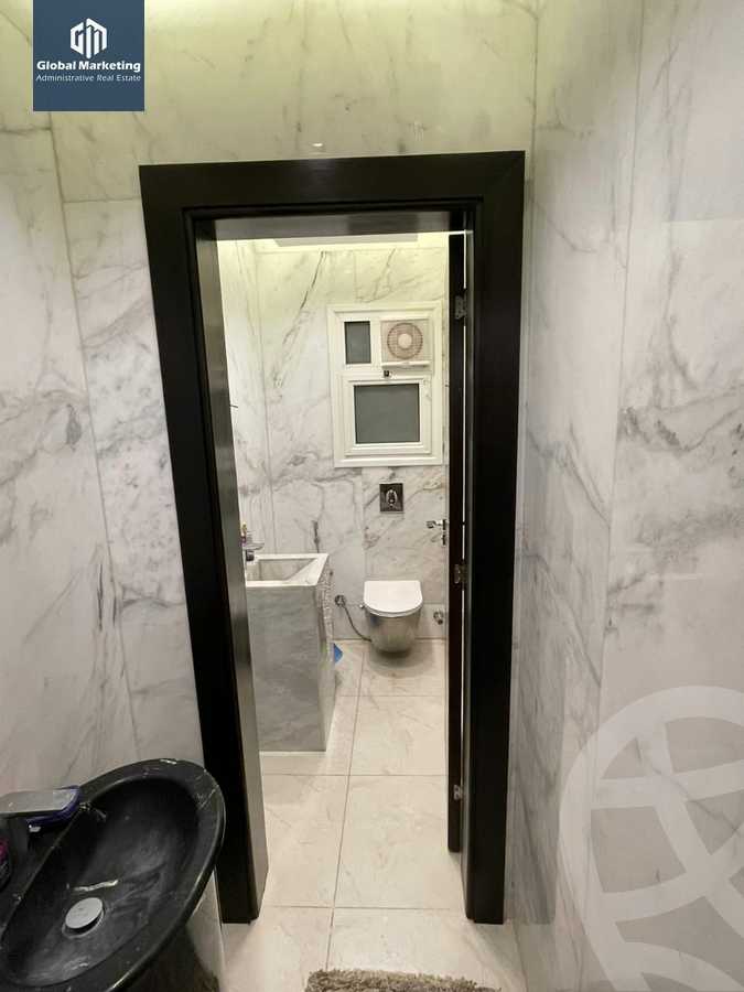 https://aqarmap.com.eg/ar/listing/6105931-for-rent-cairo-new-cairo-compounds-mountain-view-hyde-park