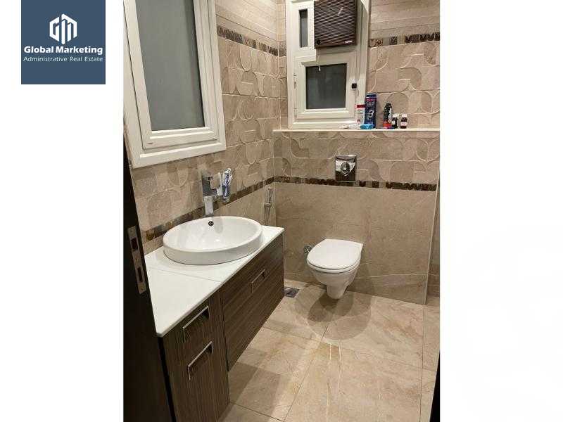 https://aqarmap.com.eg/ar/listing/6110017-for-rent-cairo-new-cairo-compounds-mountain-view-hyde-park