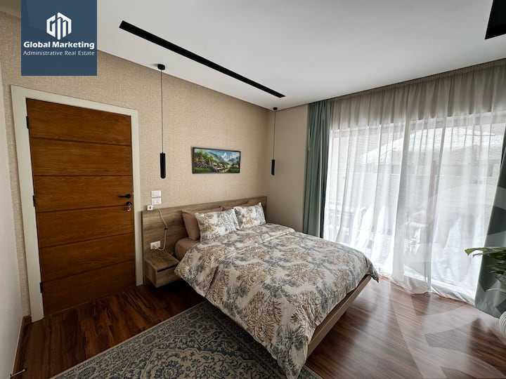 https://aqarmap.com.eg/en/listing/6114642-for-rent-cairo-new-cairo-compounds-lakeview-residence