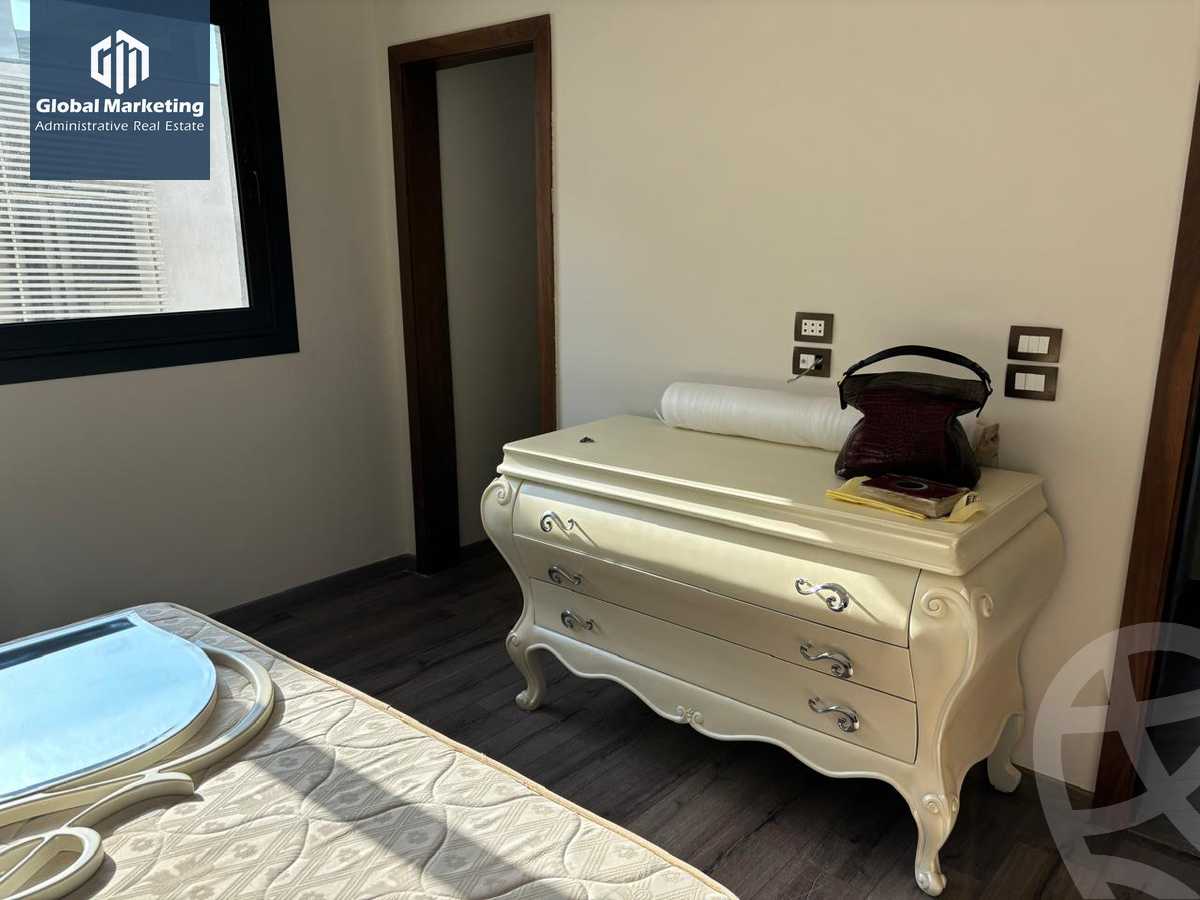 https://aqarmap.com.eg/ar/listing/6117899-for-rent-cairo-new-cairo-compounds-lake-view-boutique-el-hazek