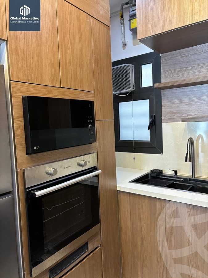 https://aqarmap.com.eg/ar/listing/6117899-for-rent-cairo-new-cairo-compounds-lake-view-boutique-el-hazek