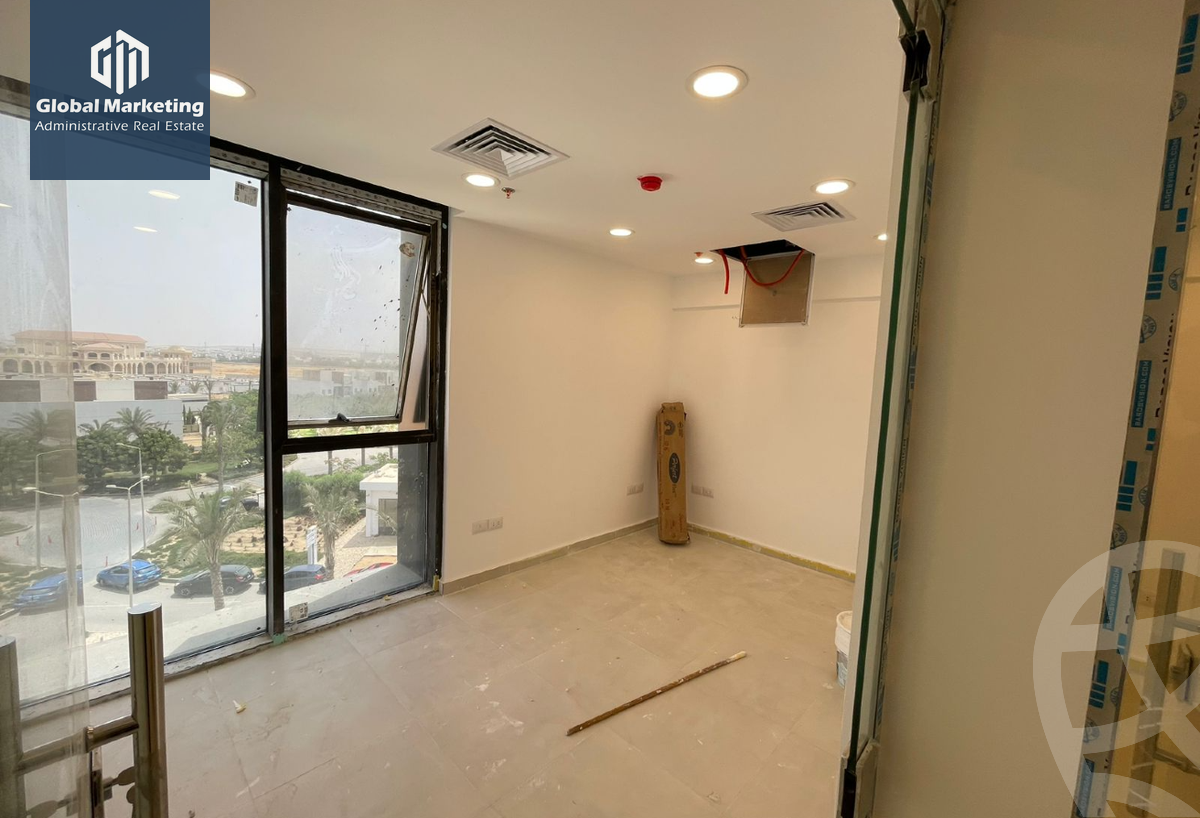 https://aqarmap.com.eg/ar/listing/6118851-for-rent-cairo-new-cairo-compounds-hyde-park-centre-ville-hyde-park