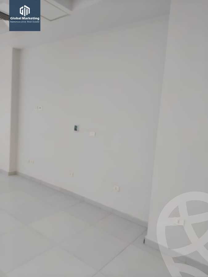 https://aqarmap.com.eg/en/listing/6124753-for-sale-cairo-new-cairo-compounds-bznys-bls-ktlyst-llttwyr