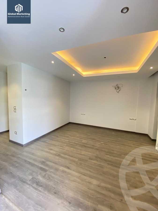 https://aqarmap.com.eg/en/listing/6125039-for-rent-cairo-new-cairo-compounds-lakeview-residence
