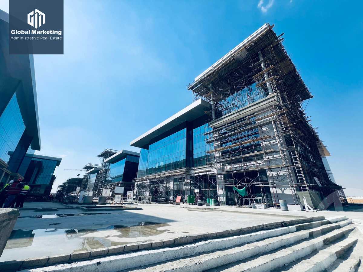 https://aqarmap.com.eg/en/listing/6129648-for-rent-cairo-new-cairo-compounds-golden-gate-redcon