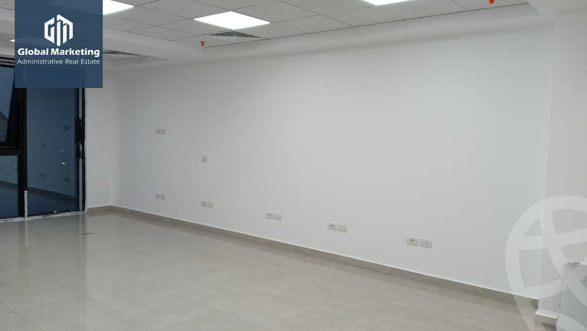 https://aqarmap.com.eg/ar/listing/6132558-for-rent-cairo-new-cairo-compounds-hyde-park-business-district