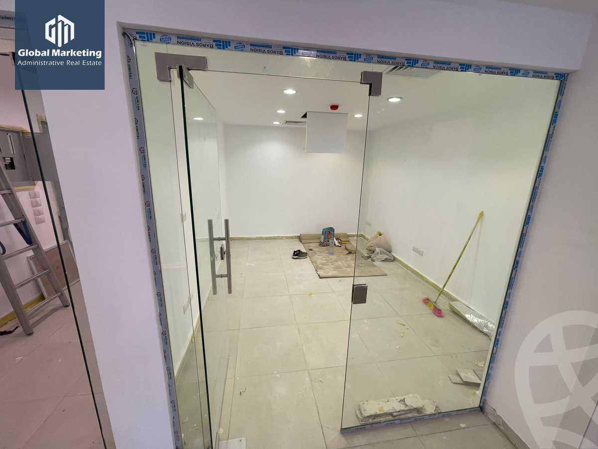 https://aqarmap.com.eg/ar/listing/6132674-for-rent-cairo-new-cairo-compounds-hyde-park-centre-ville-hyde-park