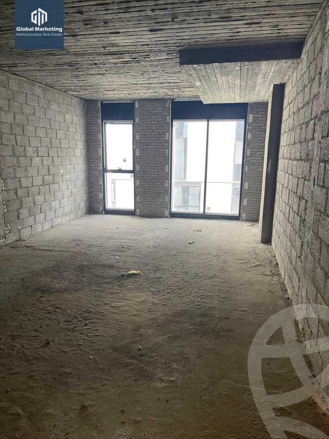 https://aqarmap.com.eg/en/listing/6132853-for-sale-cairo-new-cairo-compounds-hyde-park-business-district