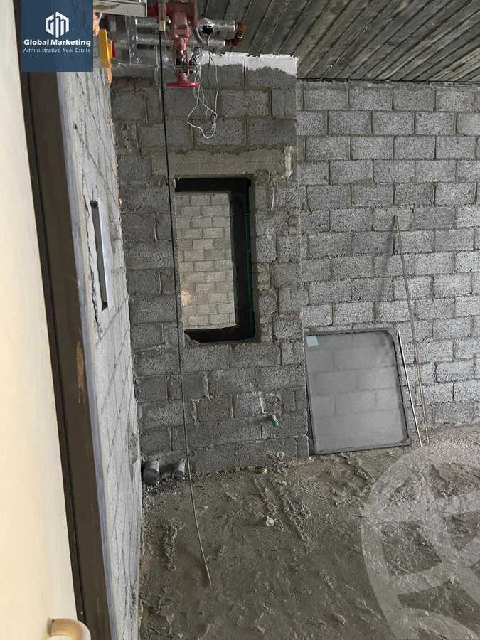 https://aqarmap.com.eg/en/listing/6132853-for-sale-cairo-new-cairo-compounds-hyde-park-business-district