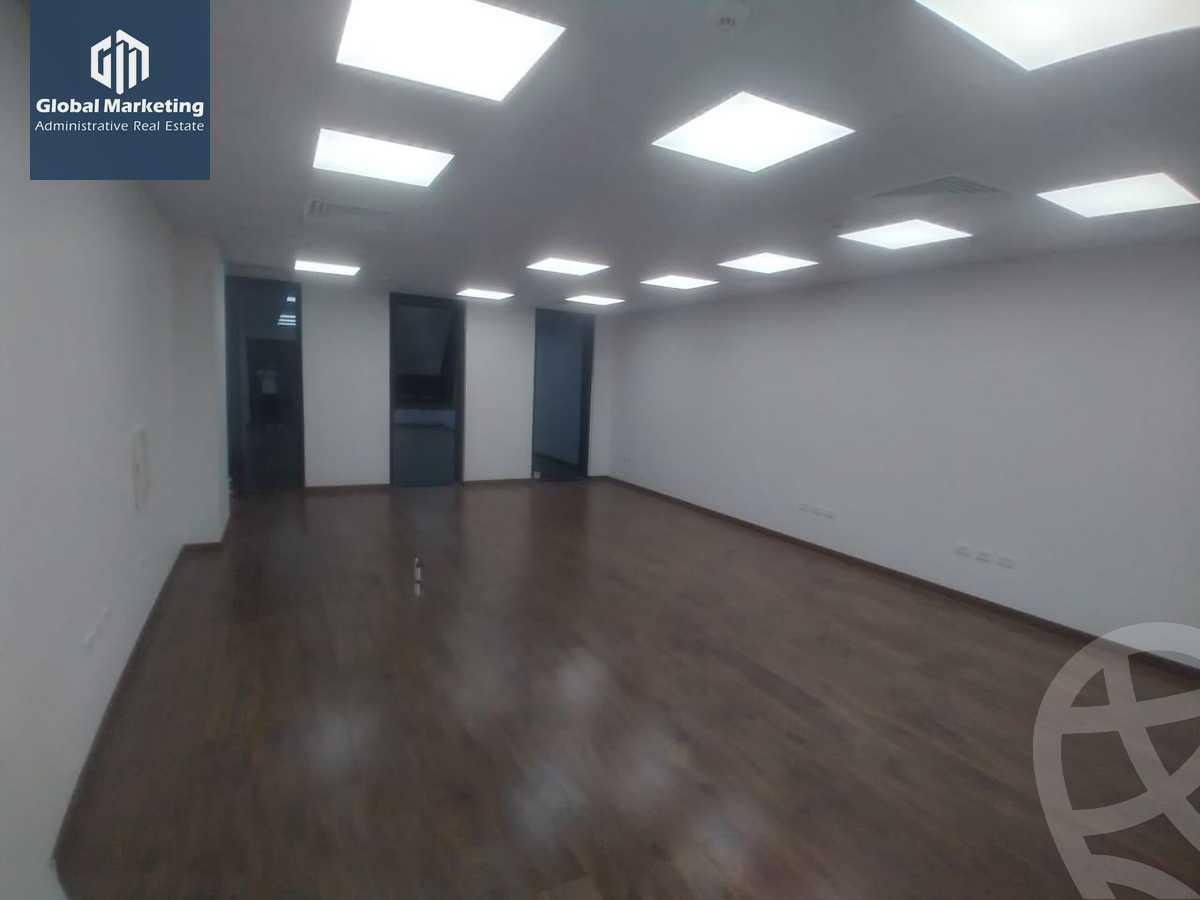 https://aqarmap.com.eg/en/listing/6146388-for-rent-cairo-new-cairo-compounds-hyde-park-centre-ville-hyde-park