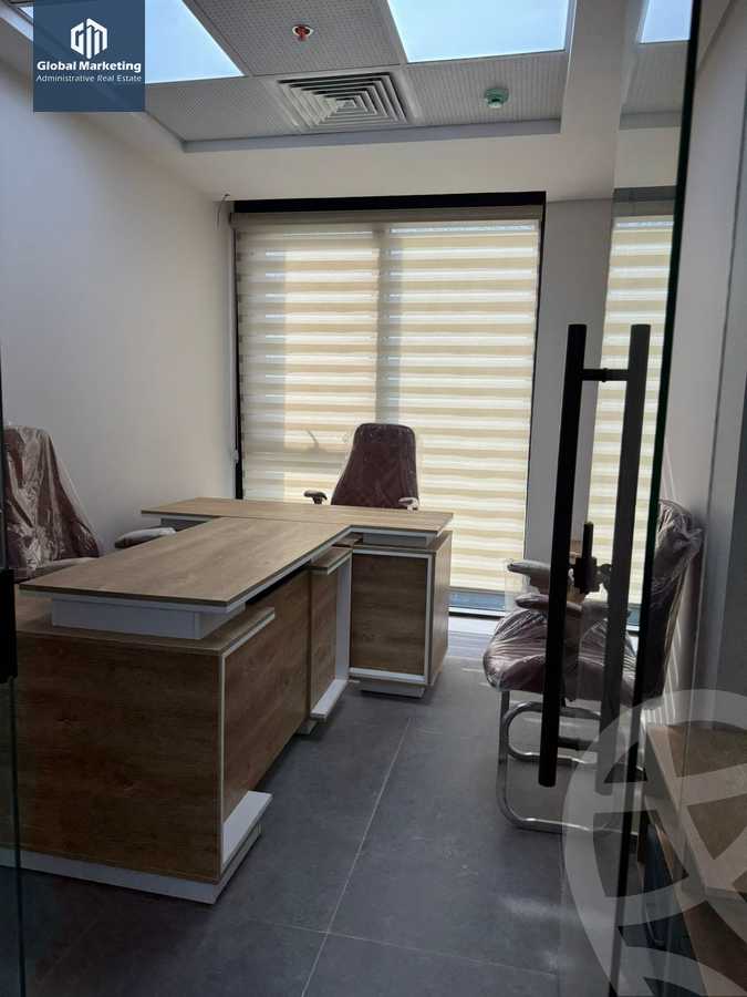 https://aqarmap.com.eg/ar/listing/6147581-for-rent-cairo-new-cairo-compounds-hyde-park-centre-ville-hyde-park