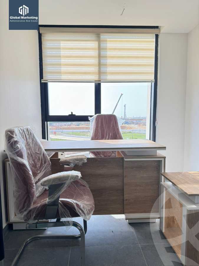 https://aqarmap.com.eg/ar/listing/6147581-for-rent-cairo-new-cairo-compounds-hyde-park-centre-ville-hyde-park