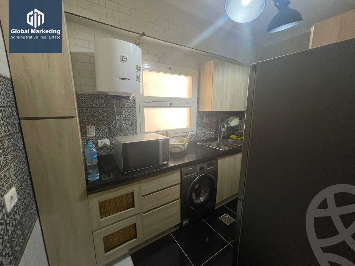 https://aqarmap.com.eg/ar/listing/6151632-for-rent-cairo-new-cairo-compounds-hyde-park-centre-ville-hyde-park