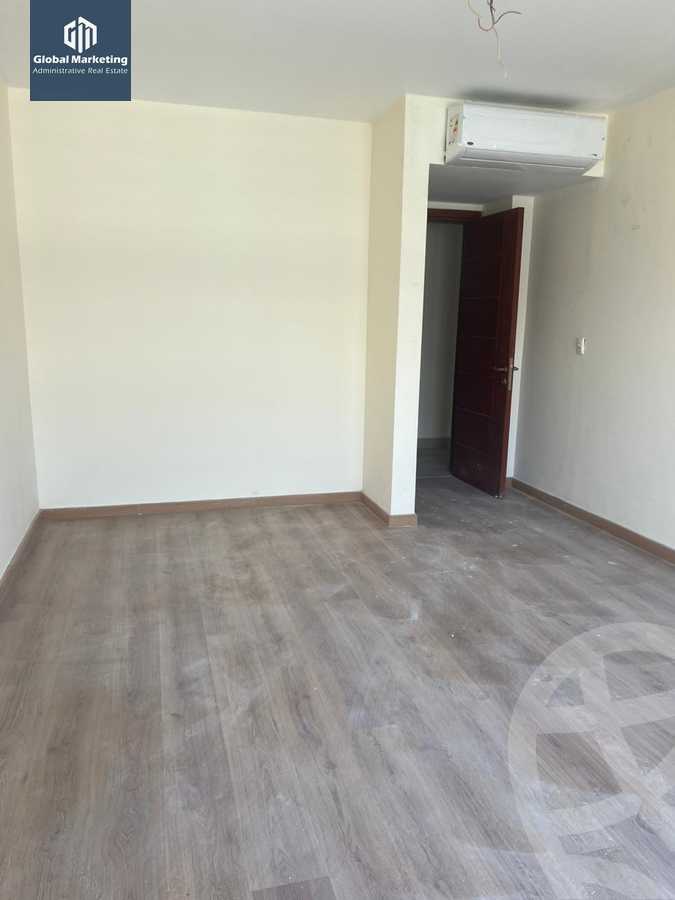 https://aqarmap.com.eg/en/listing/6151649-for-rent-cairo-new-cairo-compounds-mountain-view-hyde-park