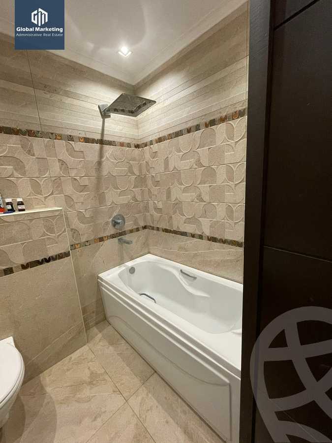 https://aqarmap.com.eg/ar/listing/6152696-for-rent-cairo-new-cairo-compounds-mountain-view-hyde-park