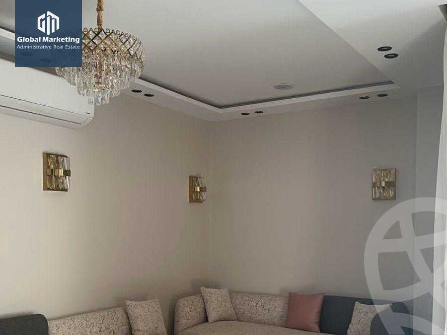 https://aqarmap.com.eg/ar/listing/6154098-for-rent-cairo-new-cairo-compounds-hyde-park-centre-ville-hyde-park