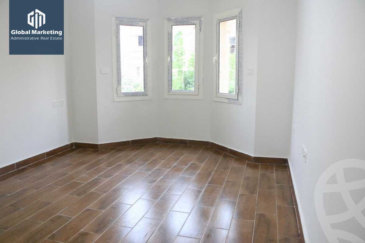 https://aqarmap.com.eg/ar/listing/6154467-for-rent-cairo-new-cairo-compounds-hyde-park-greens-hyde-park-compound