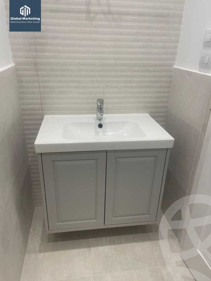 https://aqarmap.com.eg/en/listing/6157782-for-rent-cairo-new-cairo-compounds-lakeview-residence
