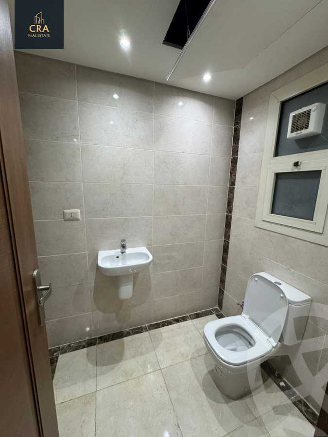 https://aqarmap.com.eg/ar/listing/6065881-for-rent-cairo-new-cairo-compounds-porto-cairo-mall