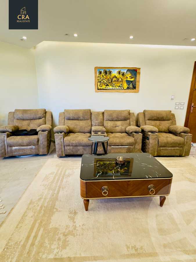 https://aqarmap.com.eg/ar/listing/6182966-for-rent-cairo-new-cairo-compounds-hyde-park-centre-ville-hyde-park