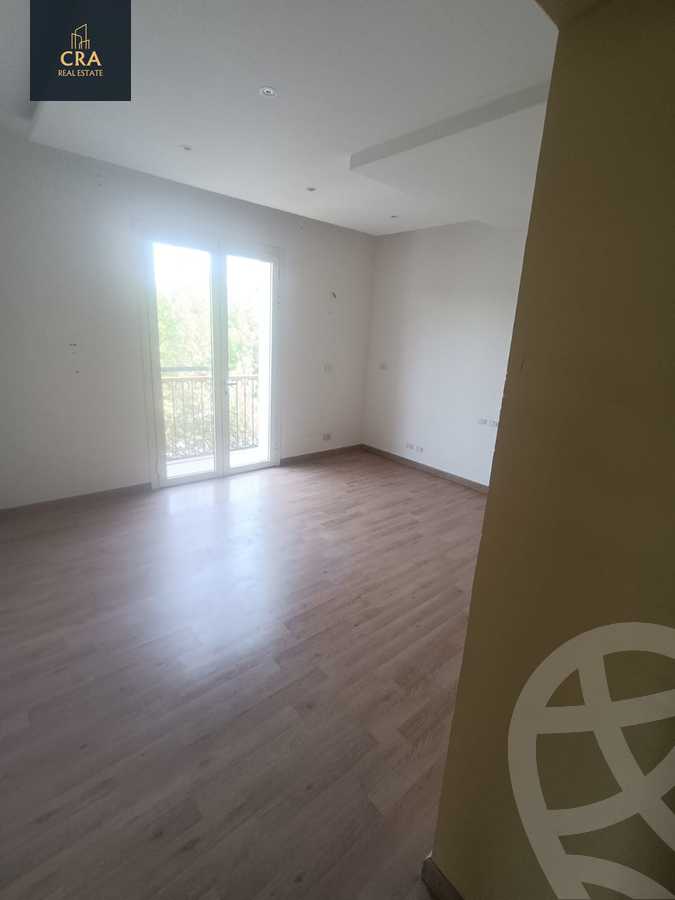https://aqarmap.com.eg/ar/listing/6215874-for-rent-cairo-new-cairo-compounds-mountain-view-hyde-park