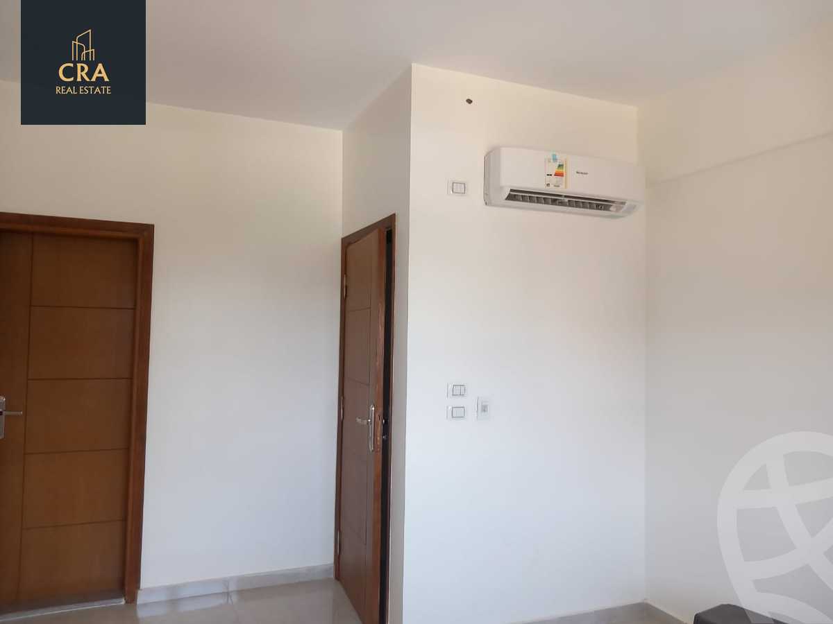 https://aqarmap.com.eg/en/listing/6256768-for-rent-cairo-new-cairo-compounds-hyde-park-centre-ville-hyde-park