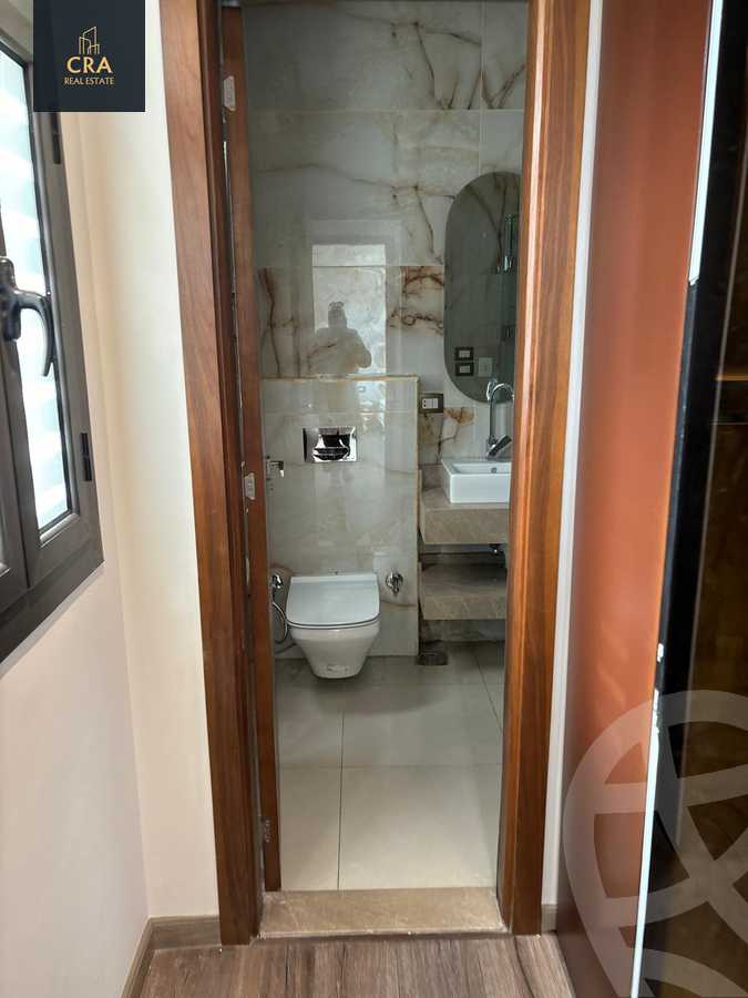 https://aqarmap.com.eg/en/listing/6277205-for-rent-cairo-new-cairo-compounds-lakeview-residence