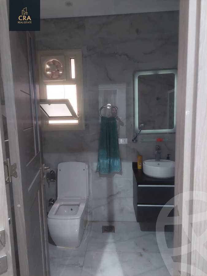 https://aqarmap.com.eg/ar/listing/6313648-for-rent-cairo-new-cairo-compounds-hyde-park-centre-ville-hyde-park