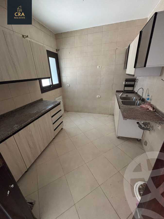 https://aqarmap.com.eg/en/listing/6573658-for-rent-cairo-new-cairo-compounds-hyde-park-centre-ville-hyde-park
