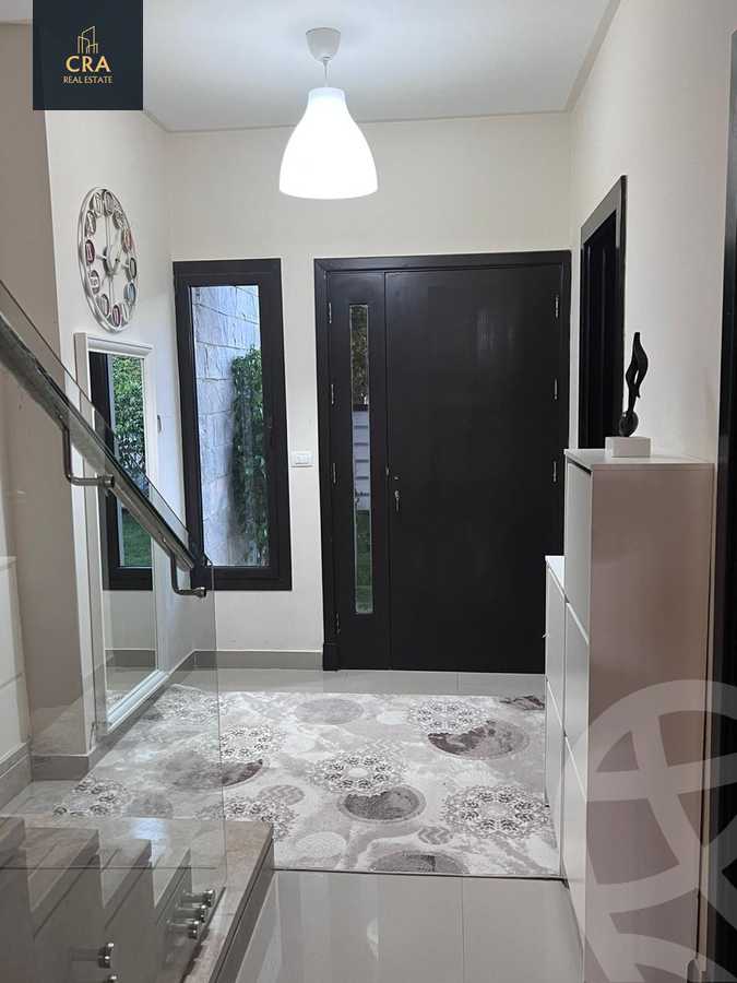 https://aqarmap.com.eg/ar/listing/6573937-for-rent-cairo-new-cairo-compounds-hyde-park-centre-ville-hyde-park