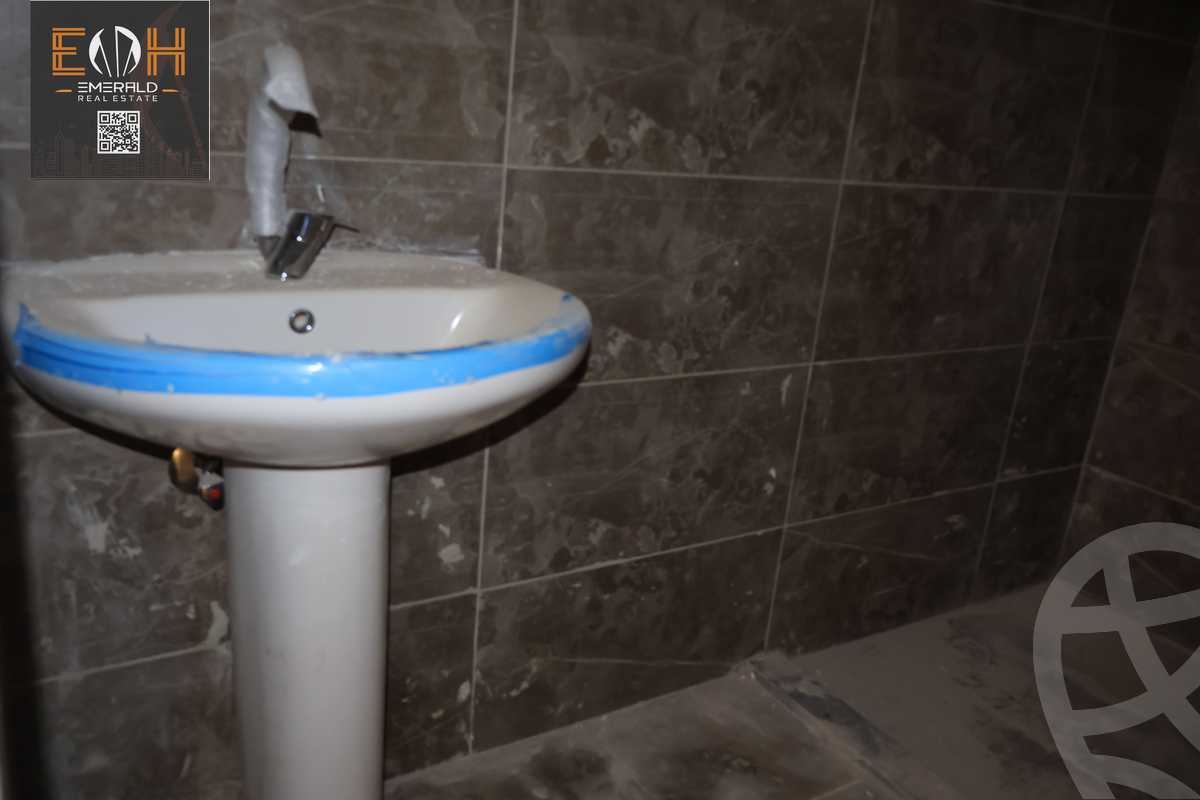 https://aqarmap.com.eg/en/listing/5977800-for-sale-red-sea-hurghada-resorts-aqua-infinity-resort-rivermead-global