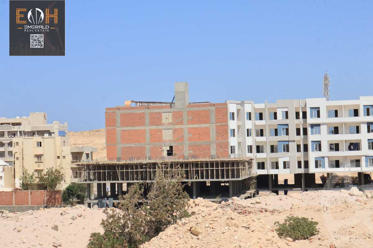 https://aqarmap.com.eg/ar/listing/5985648-for-sale-red-sea-el-hadba-sheraton-st