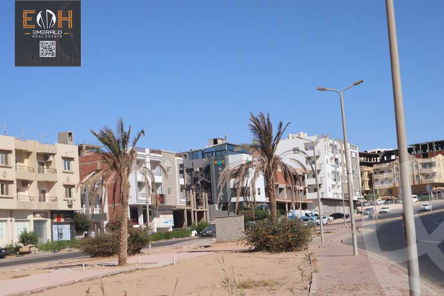 https://aqarmap.com.eg/ar/listing/6088980-for-sale-red-sea-hurghada-resorts-iconic-resort-emperor