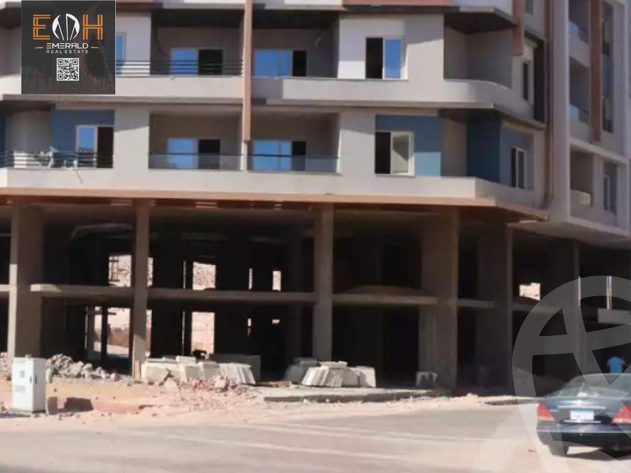 https://aqarmap.com.eg/en/listing/6117225-for-sale-red-sea-hurghada-resorts-iconic-resort-emperor