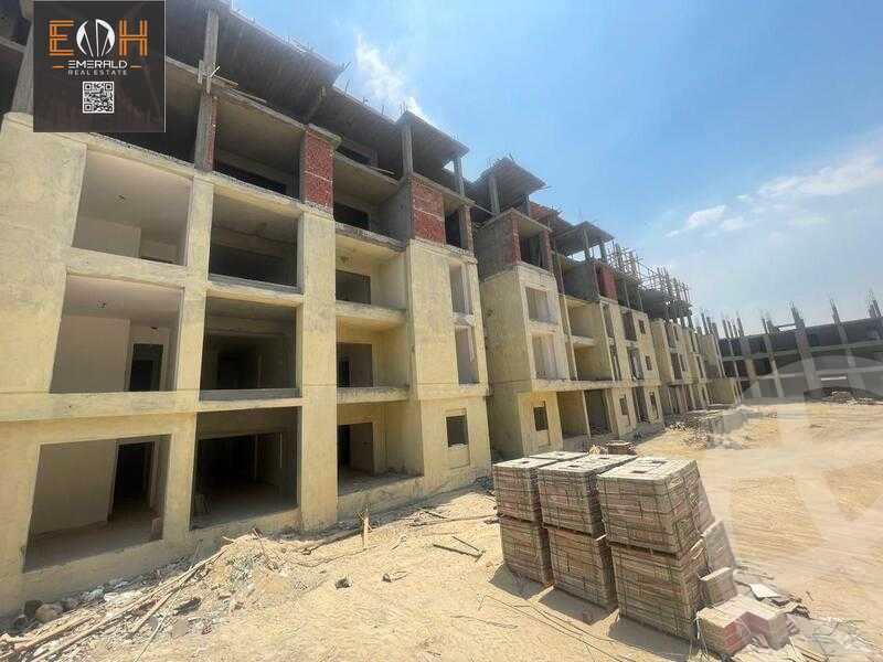 https://aqarmap.com.eg/en/listing/6123936-for-sale-red-sea-hurghada-resorts-platinum-resort