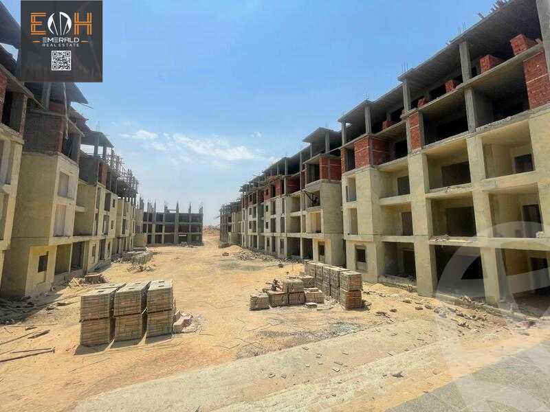 https://aqarmap.com.eg/en/listing/6123936-for-sale-red-sea-hurghada-resorts-platinum-resort