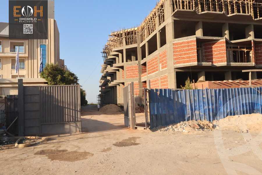 https://aqarmap.com.eg/ar/listing/6190040-for-sale-red-sea-hurghada-resorts-senzo-mall