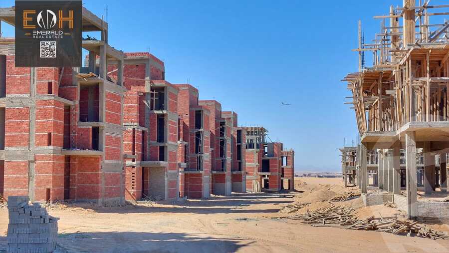 https://aqarmap.com.eg/ar/listing/6234915-for-sale-red-sea-hurghada-resorts-long-beach-residence-eitc