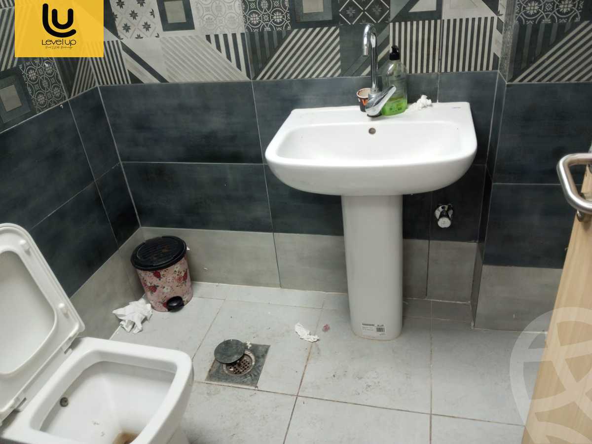 https://aqarmap.com.eg/ar/listing/5264260-for-rent-cairo-new-cairo-shr-mjm-lbnwk