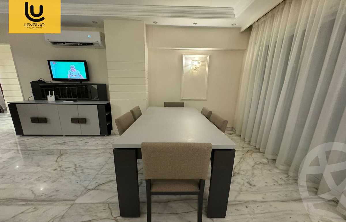 https://aqarmap.com.eg/ar/listing/5274445-for-rent-cairo-new-cairo-compounds-hyde-park-park-corner-hyde-park