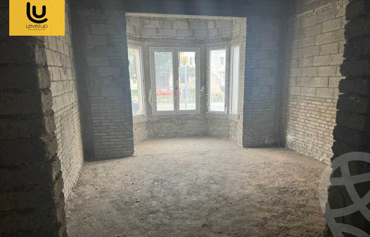 https://aqarmap.com.eg/ar/listing/5301998-for-sale-cairo-new-cairo-compounds-mountain-view-hyde-park