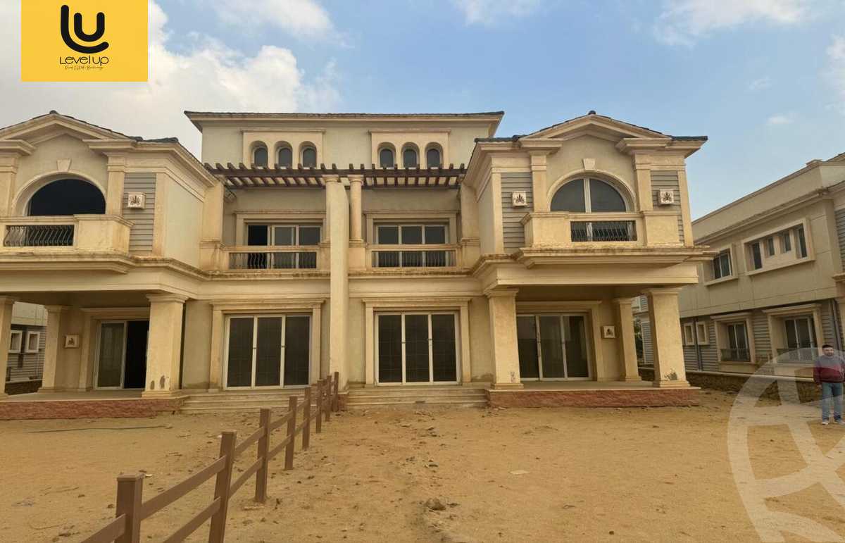 https://aqarmap.com.eg/ar/listing/5301998-for-sale-cairo-new-cairo-compounds-mountain-view-hyde-park