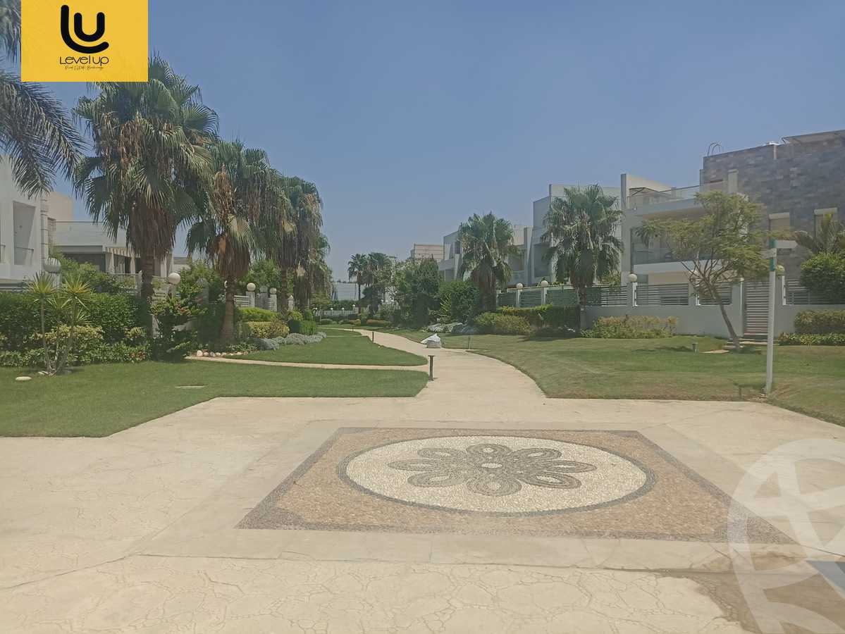 https://aqarmap.com.eg/ar/listing/5302304-for-sale-cairo-6th-of-october-compounds-cleopatra-square
