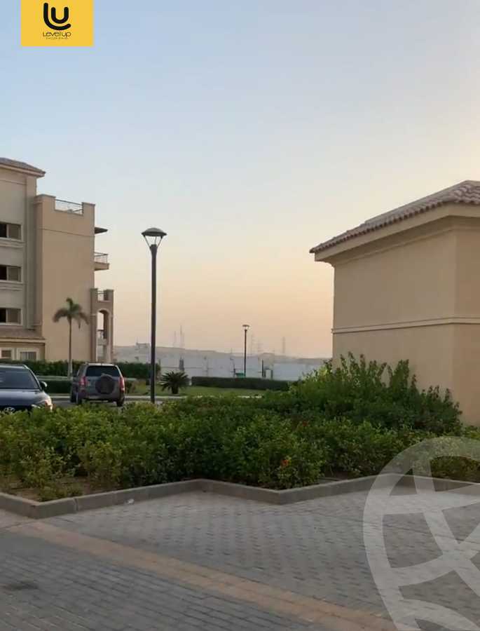 https://aqarmap.com.eg/en/listing/5302553-for-sale-cairo-new-cairo-compounds-stwn-ryzydns-by-ar-y-llttwyr