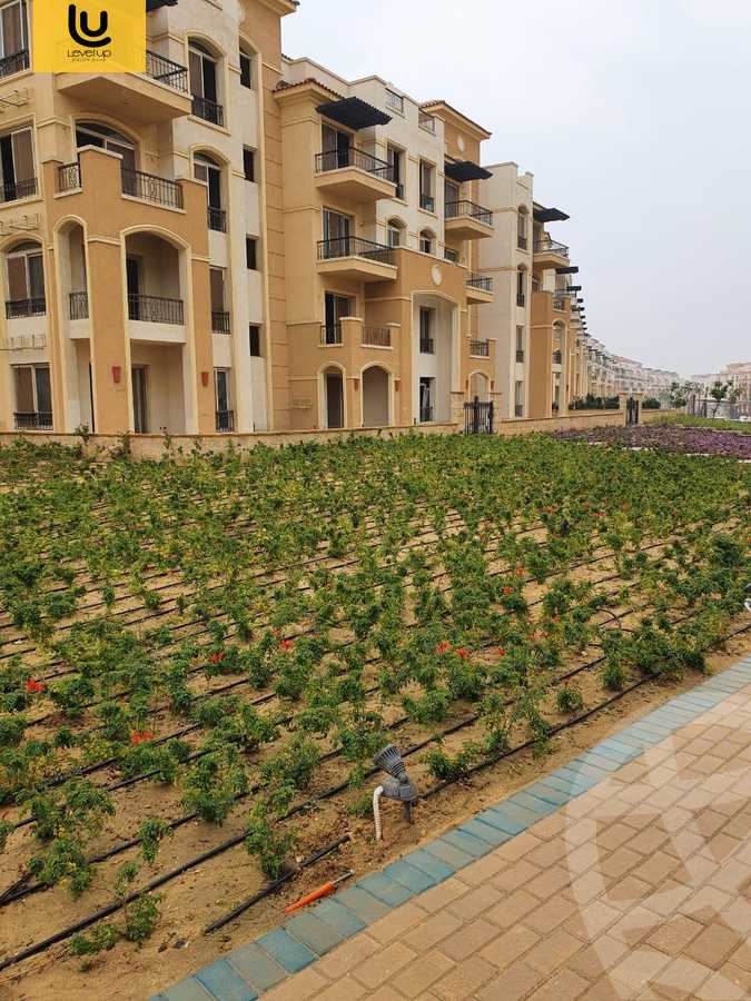https://aqarmap.com.eg/en/listing/5305114-for-sale-cairo-new-cairo-compounds-stwn-ryzydns-by-ar-y-llttwyr