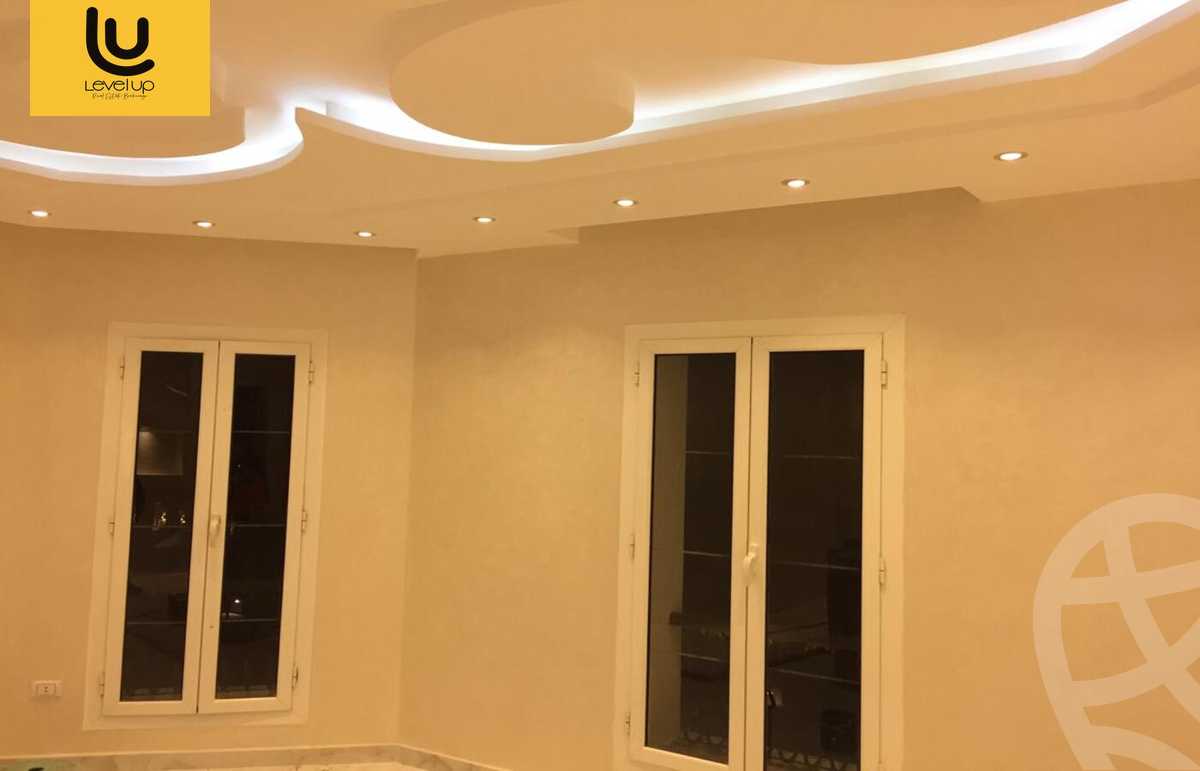 https://aqarmap.com.eg/ar/listing/5326109-for-sale-cairo-new-cairo-compounds-mountain-view-hyde-park