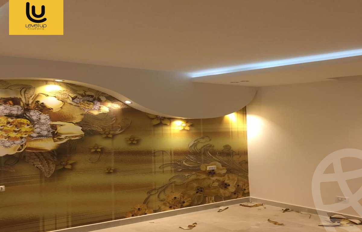 https://aqarmap.com.eg/ar/listing/5326109-for-sale-cairo-new-cairo-compounds-mountain-view-hyde-park